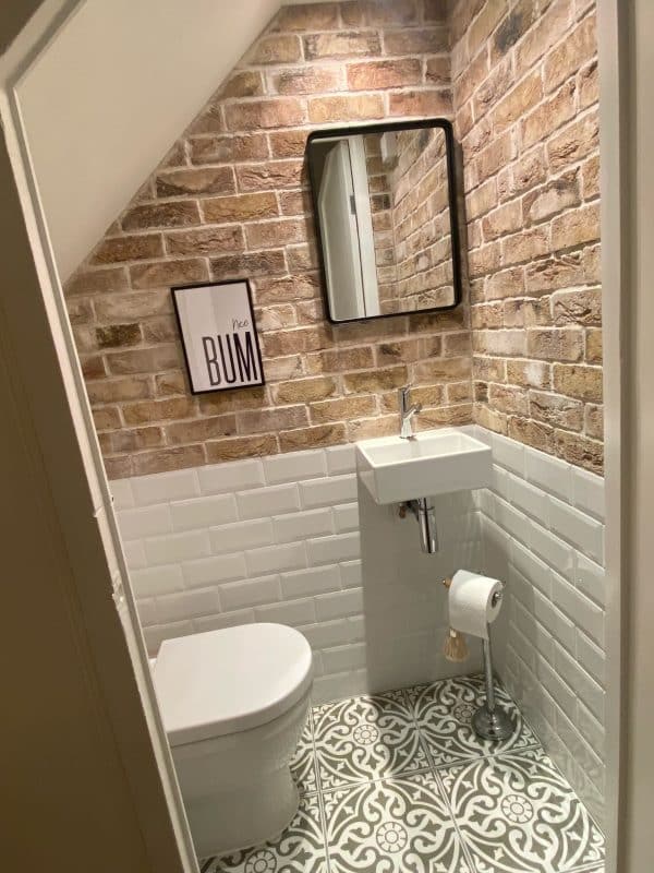 London Weathered Yellow bathroom brick slips/tiles